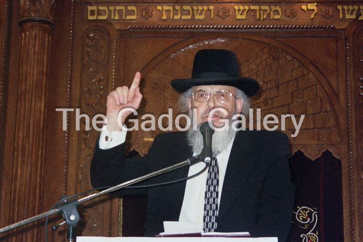 Rav Yitzchok Ezrachi