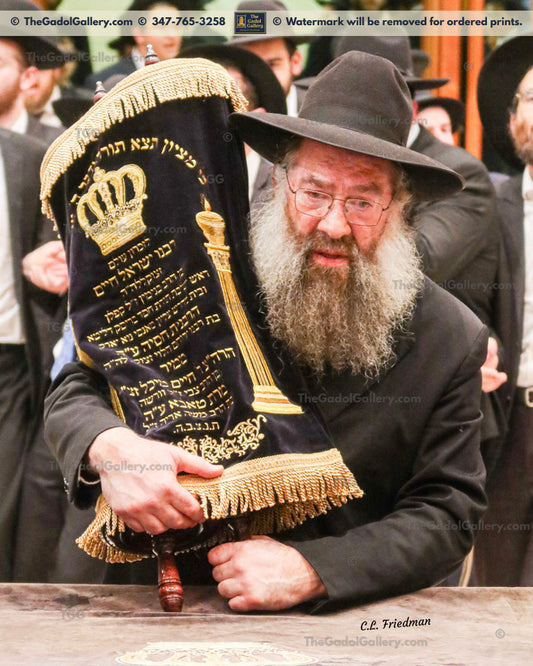 Rav Tzvi Kaplan - Sefer Torah - רב צבי קפלן