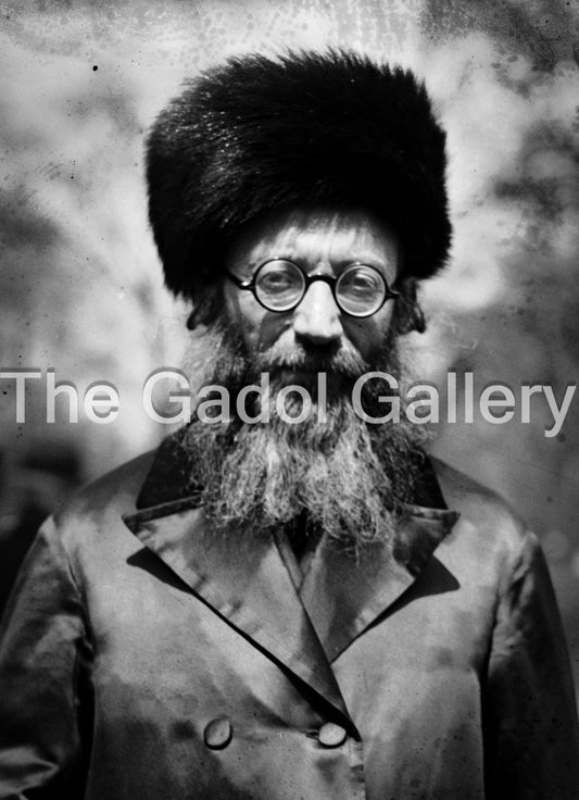 Rav Avraham Yitzchok Kook - 2 Sukkah Poster