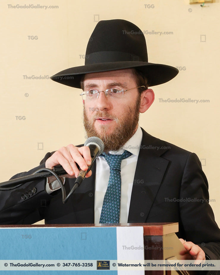 Rav Avraham Yeshaya Roth -2- רב אברהם ישעיה רוטה