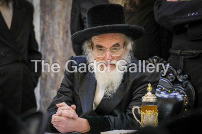 The Viznitz Mercaz Rebbe - Rav Mendel Hager 2 Sukkah Poster